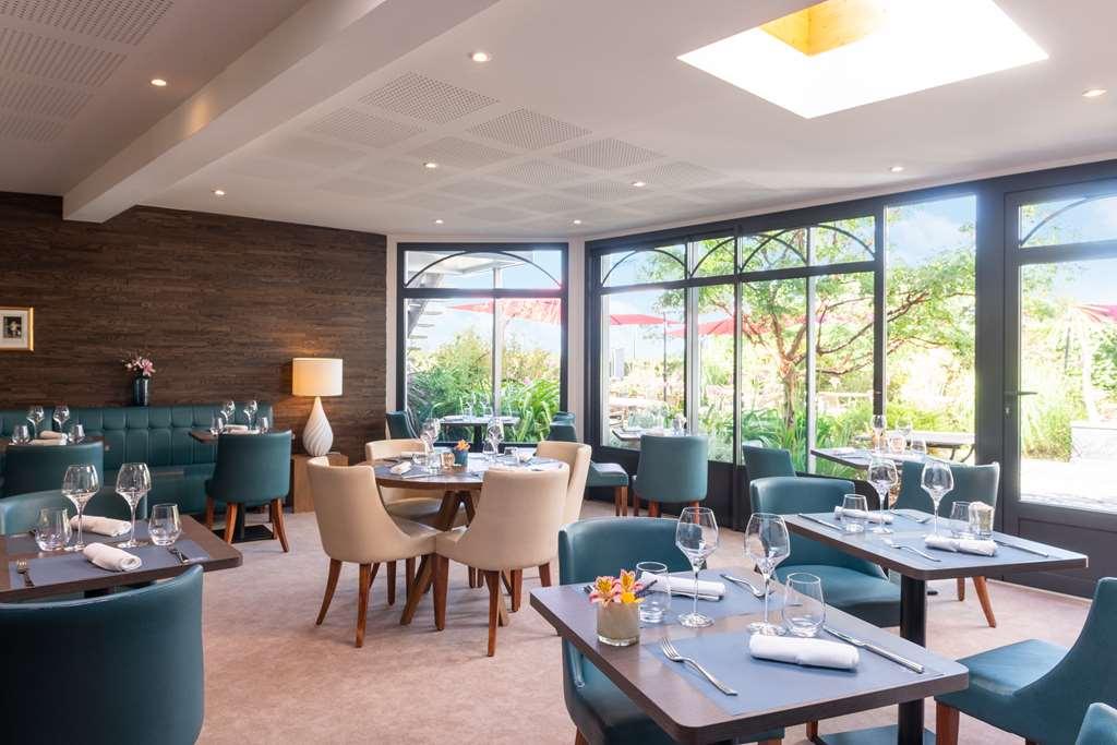 Hotel Traiteur Les Ormes, The Originals Relais Barneville-Carteret Nhà hàng bức ảnh