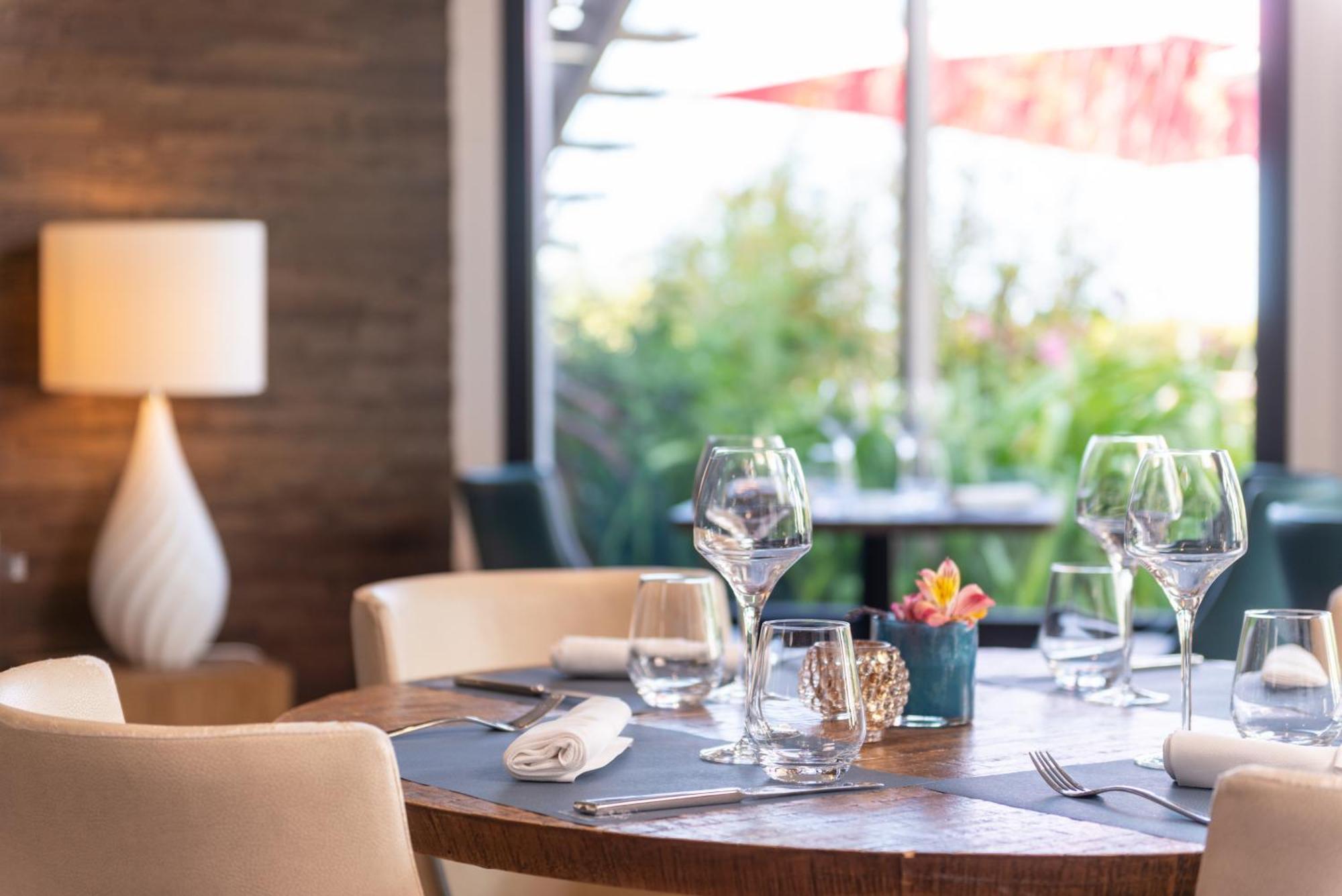 Hotel Traiteur Les Ormes, The Originals Relais Barneville-Carteret Ngoại thất bức ảnh
