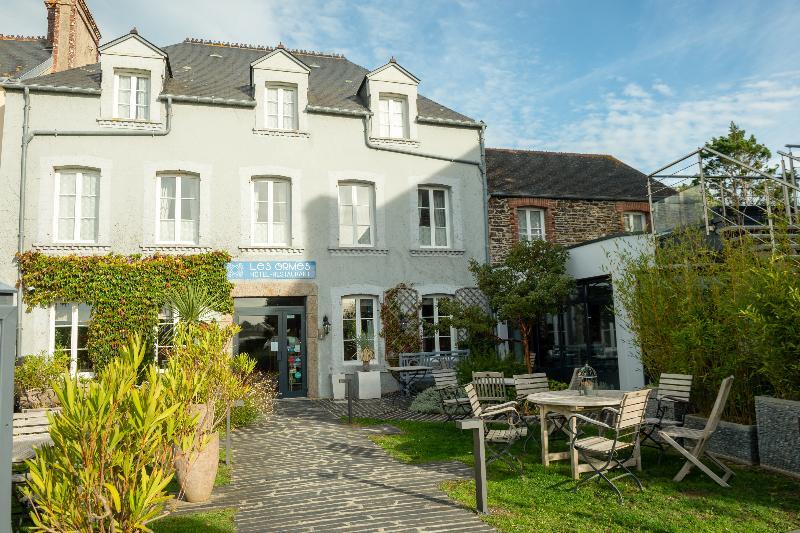 Hotel Traiteur Les Ormes, The Originals Relais Barneville-Carteret Ngoại thất bức ảnh